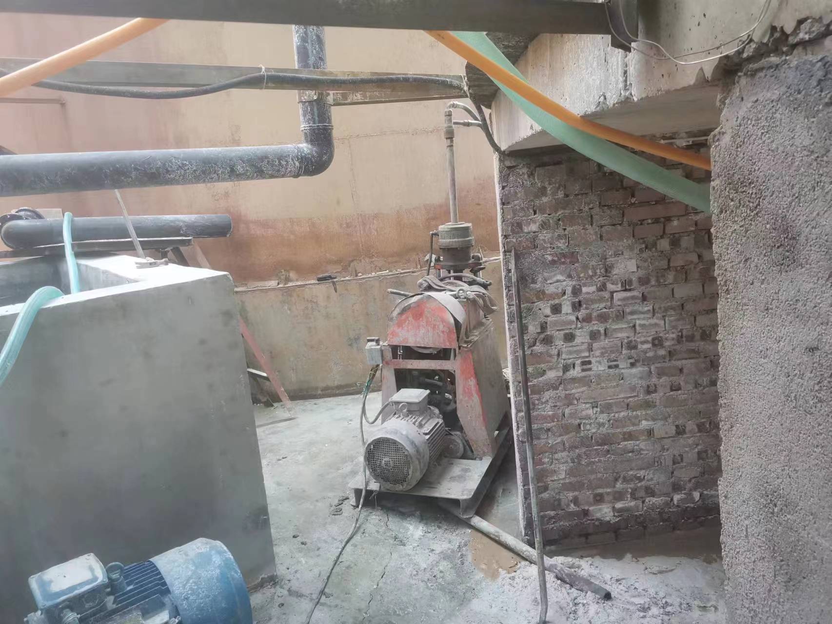 江汉石油管理局设备基础注浆